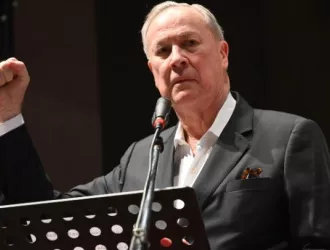 Πέθανε ο Αμερικανός σκηνοθέτης Μπομπ Γουίλσον