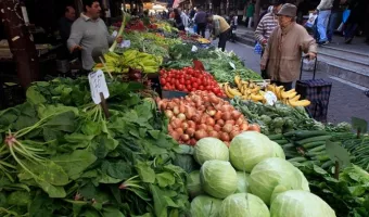 Έρευνα ΣΚΑΪ: Φρούτα και λαχανικά μολυσμένα από παράνομα φυτοφάρμακα 