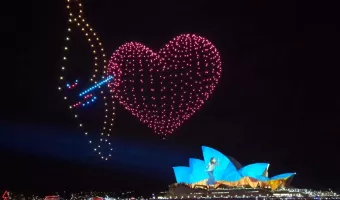 Το απίθανο Drone Show της αγάπης στο Sydney
