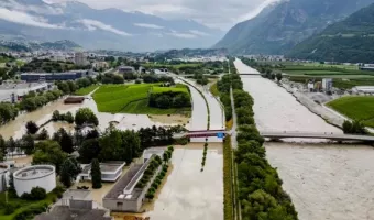 Αγνοούμενοι μετά τις καταρρακτώδεις βροχές και τις κατολισθήσεις στην Ελβετία 