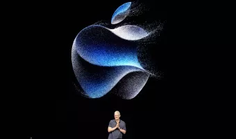 Tim Cook - iphone