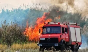 Πυροσβεστικό όχημα φωτιάς