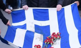 Πορείες για το Πολυτεχνείο: 113 προσαγωγές στην Αθήνα- Ένταση μεταξύ ΑΝΤΑΡΣΥΑ και υποστηρικτών Κασσελάκη- Eπεισόδια στη Θεσσαλονίκη