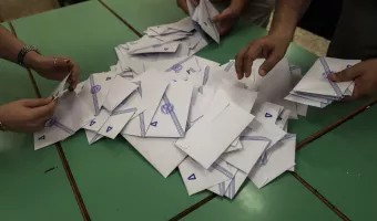 «Ανοίγει» ξανά την ψαλίδα η ΝΔ - Προβάδισμα με 13,1% - «Αγκάθι» η ακρίβεια Δημοσκόπηση