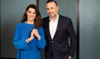 Nia Vardalos: Ο θάνατος του πατέρα της μέσα στην καραντίνα