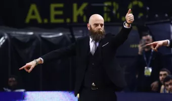 ΑΕΚ: Σενάριο για Καντσελιέριερι