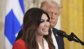 Κίμπερλι Γκίλφοϊλ: (Νέα) καθυστέρηση της έλευσή της στην Ελλάδα