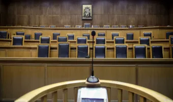 Αίθουσα δικαστηρίου άδεια
