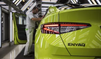 Porsche: Γίνεται ο... φτωχός συγγενής της «λαμπερής» Skoda