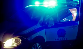 περιπολικό τη νύχτα