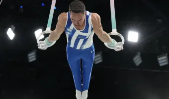 Πετρούνιας