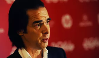 Νικ Κέιβ πορτρέτο