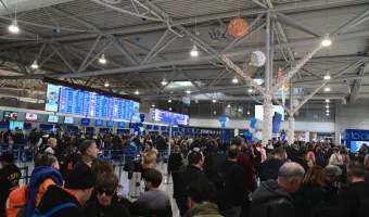 Κόσμος στο Ελ. Βενιζέλος