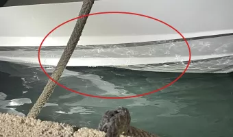 Τα χτυπήματα στο σκάφος του Λιμενικού από την πρόσκρουση με το δουλεμπορικό