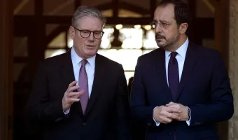 Στάρμερ, Χριστοδουλίδης 