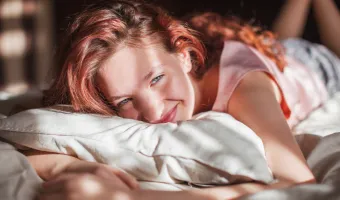 Παγκόσμια Ημέρα Ύπνου: Η διατροφή που σε βοηθά να κοιμηθείς καλύτερα