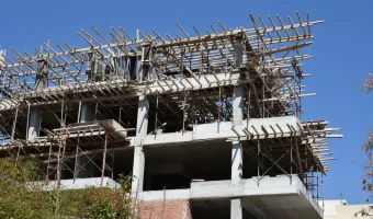 Υπό κατασκευή κτίριο