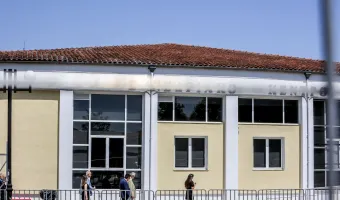 Φραστικό επεισόδιο μεταξύ Καρυστιανού και Πλακιά στη δίκη για τα Τέμπη