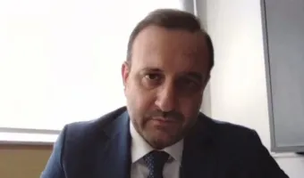 Κόλλιας: Πρόταση για ρήτρα 20ετούς σταθερού φορολογικού καθεστώτος