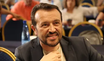 Παπάς