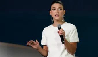 Φίμπι Γκέιτς: Νέα στοιχεία για το «cookie stuffing» στην startup της 