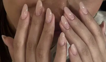 Foundation Nails trend μανικιούρ