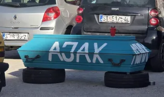 φέρετρο Ajax
