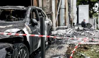 φωτιά σε αντιπροσωπεία αυτοκινήτων