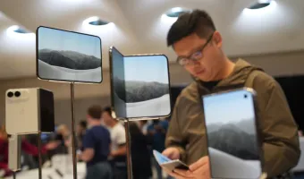 Apple: Αντικατάσταση των iPhone Duo με προβλήματα στην εσωτερική οθόνη