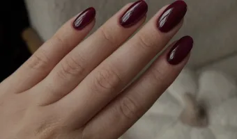 Merlot νύχια