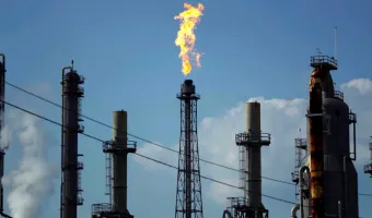  ΕΕ: Στο τραπέζι φόρος στα υπερκέρδη των ενεργειακών εταιρειών