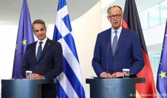 Συνάντηση Μητσοτάκη και Μερτς στο Βερολίνο