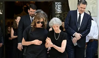 κηδεία Μάνου