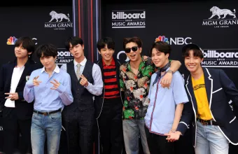 Οι BTS κυκλοφόρησαν το νέο τους τραγούδι Boy With Luv και έριξαν το YouTube  