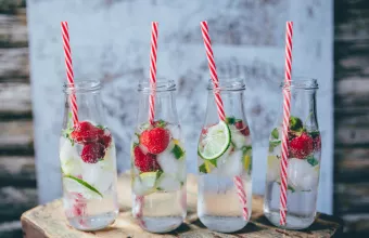 Ωραίο, αρωματικό νερό! Ιδέες για να πίνουμε περισσότερο