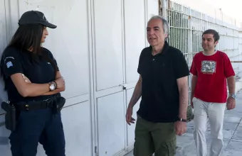 Μόνο ο Κουφοντίνας έχει δικαιώματα;