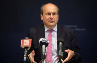 Φόρουμ Δελφών - Χατζηδάκης: Προς συντάξεις fast track, σημαντική αύξηση του κατώτατου μισθού 