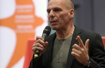 Βαρουφάκης για Πόθεν Έσχες: Mίσος της τρόικας εσωτερικού...