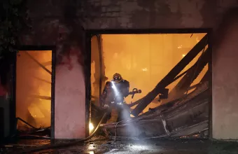 Συνεχίζεται η μάχη με τις φλόγες στην Καλιφόρνια. Προληπτικές διακοπές ρεύματος σε 850.000 νοικοκυριά