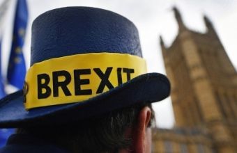 Η πρόεδρος της Κομισιόν «ανησυχεί πολύ» για το Brexit