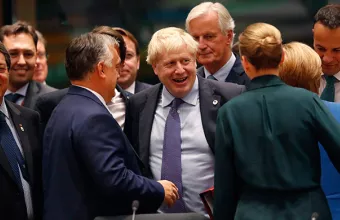 Brexit: Προς άγραν ψήφων ο Μπόρις Τζόνσον πριν από το «σούπερ Σάββατο»