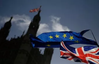 «Όχι» των Βρετανών βουλευτών στο χρονοδιάγραμμα για το νομοσχέδιο του Brexit