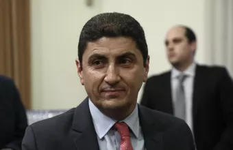 «Ευχαριστώ» Αυγενάκη στους Ολυμπιονίκες που τάχθηκαν υπέρ του αθλητικού νομοσχεδίου