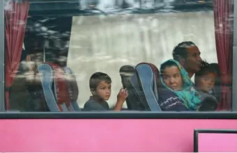 Νάουσα: Αντιδράσεις και διαμαρτυρίες κατοίκων για την εγκατάσταση προσφύγων (vid)