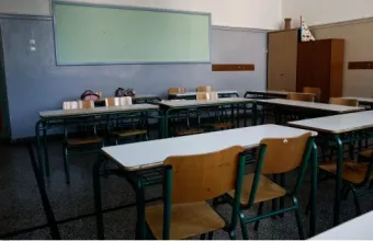 Σχολικές εξετάσεις με χρήση μάσκας εισηγείται η Επιτροπή
