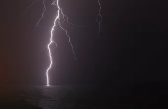 Κακοκαιρία «Διομήδης» - Κρήτη: Άνδρας χτυπήθηκε από κεραυνό 