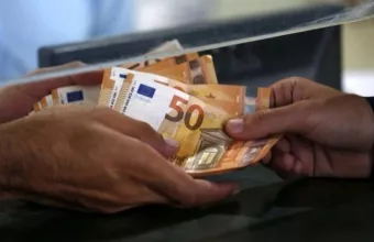 Νωρίτερα οι πληρωμές λόγω Πάσχα: Πότε καταβάλλονται συντάξεις, επιταγή ακρίβειας και μισθοί στο Δημόσιο