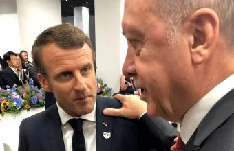Ο Μακρόν υψώνει «ανάστημα» στον Ερντογάν-Η Γαλλία τα βάζει με τον ισλαμισμό