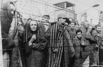 Έρευνα: Οι Γερμανοί δεν θέλουν να ξεχάσουν το Άουσβιτς (infogr) 