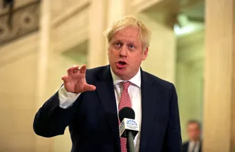 Βρετανία: Τέσσερα νέα κρούσματα κορωνοϊού - Η προειδοποίηση Τζόνσον